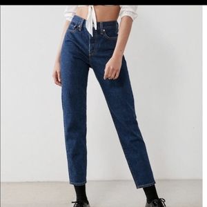 LEVI'S Wedgie Icon Fit Jeans-26